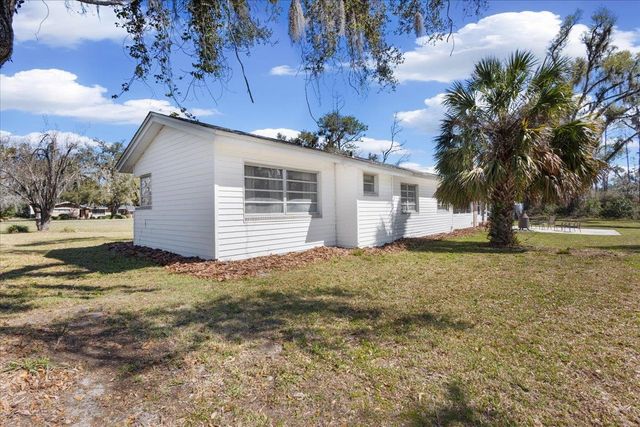 121 Pine Tree Road, Perry, FL 32348