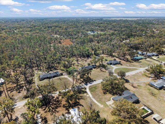 121 Pine Tree Road, Perry, FL 32348