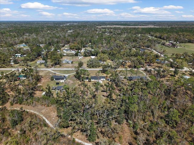 121 Pine Tree Road, Perry, FL 32348