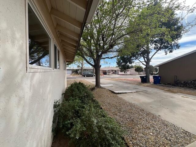 6009 Arvilla Avenue NE, Albuquerque, NM 87110