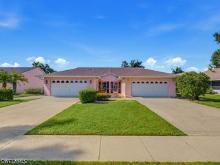 447 Saint Andrews BLVD 144-0, Naples, FL 34113
