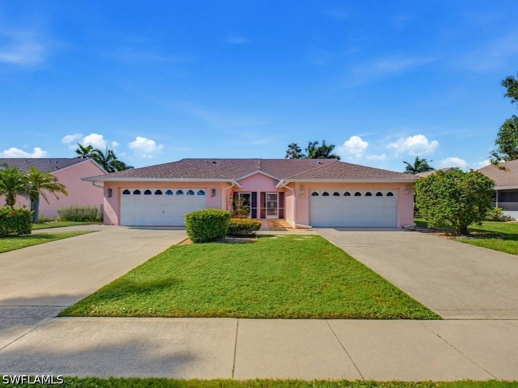 447 Saint Andrews BLVD 144-0, Naples, FL 34113
