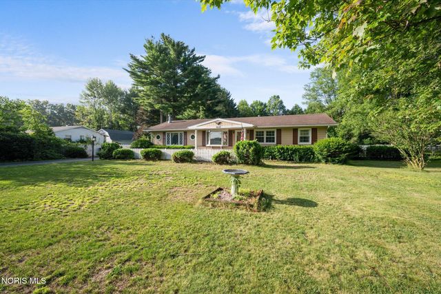 8117 Angola Road, Holland, OH 43528