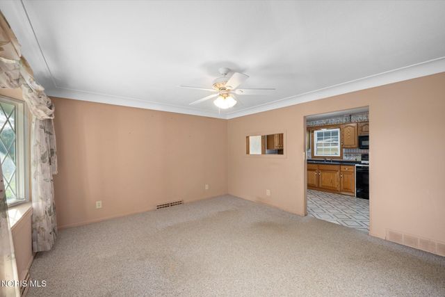 8117 Angola Road, Holland, OH 43528