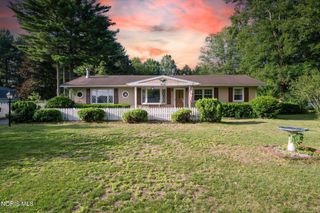 8117 Angola Road, Holland, OH 43528
