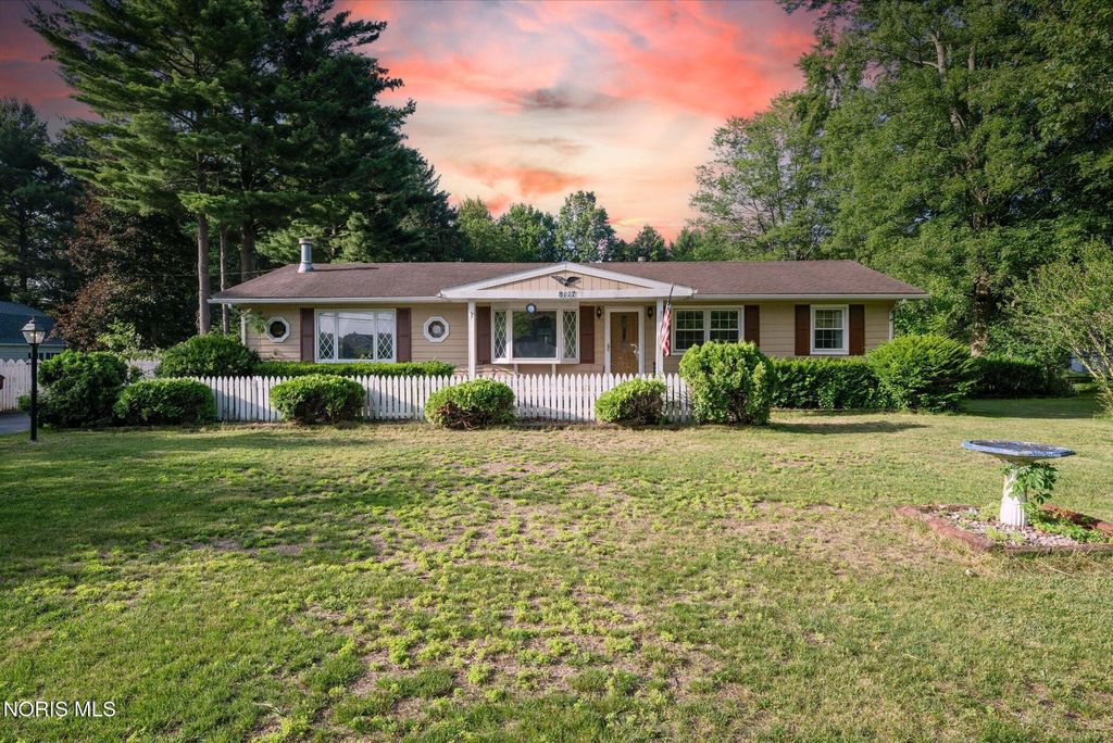 8117 Angola Road, Holland, OH 43528