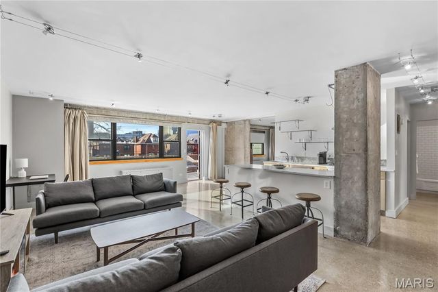 4466 W Pine Boulevard 2G, St Louis, MO 63108