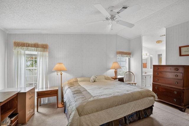 4290 Meadow View Drive, Boynton Beach, FL 33436