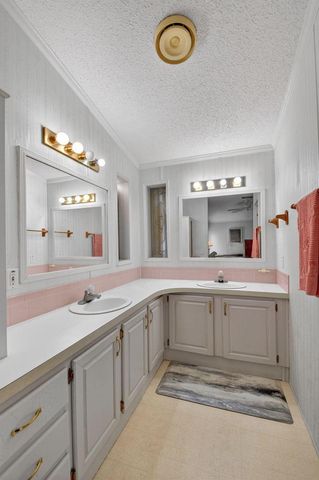 4290 Meadow View Drive, Boynton Beach, FL 33436