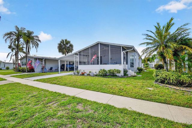 4290 Meadow View Drive, Boynton Beach, FL 33436