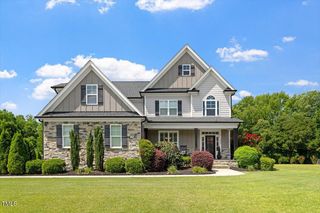 1900 Offside Court, Fuquay Varina, NC 27526