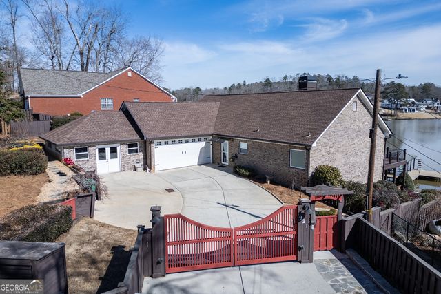 921 Yancey Road, Covington, GA 30014