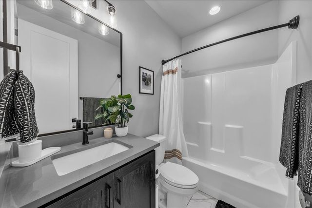 1877 S HERITAGE FIELDS DR, Washington, UT 84780