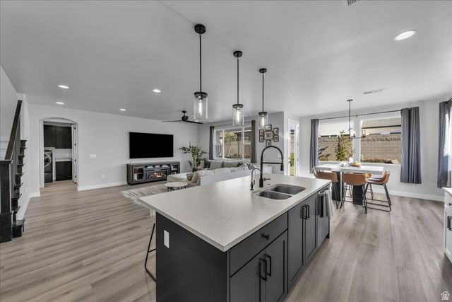 1877 S HERITAGE FIELDS DR, Washington, UT 84780