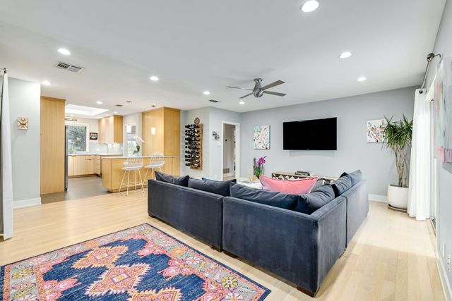 3321 Windsor RD, Austin, TX 78703