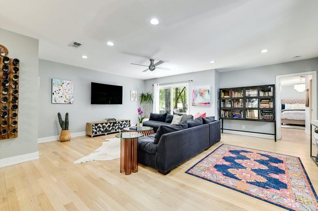 3321 Windsor RD, Austin, TX 78703