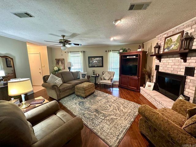 6807 Wilhelmina Cove, Pine Bluff, AR 71603