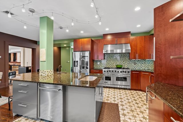 16 Williams St, Easton, MA 02356