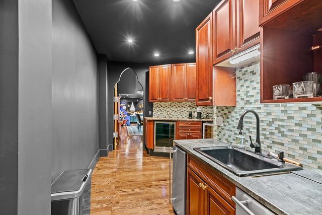 16 Williams St, Easton, MA 02356
