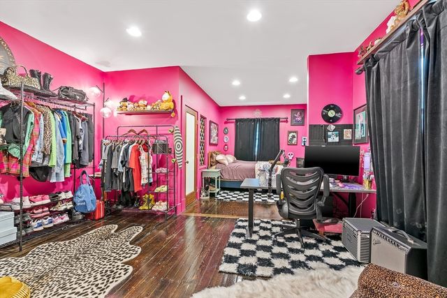 16 Williams St, Easton, MA 02356