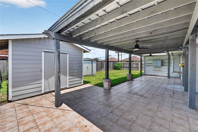 10502 Hemlock, Corpus Christi, TX 78410