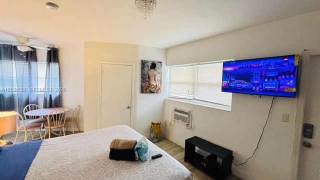 109 SE 9th Street 2, Hallandale Beach, FL 33009