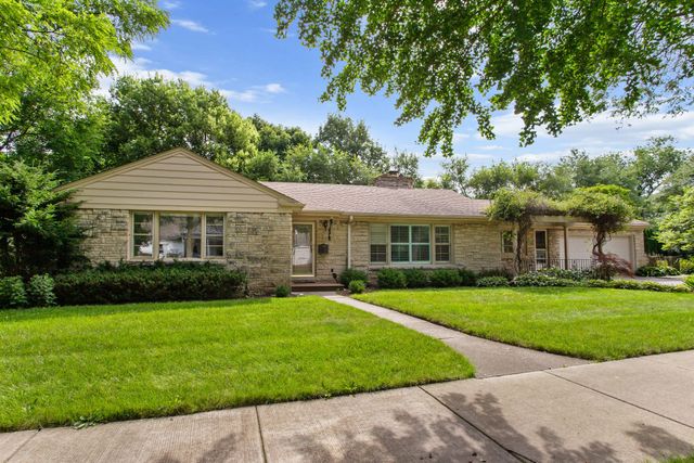 807 Surrey Lane, Glenview, IL 60025