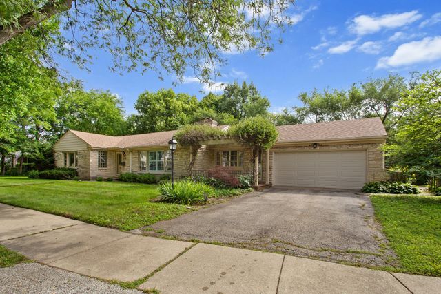 807 Surrey Lane, Glenview, IL 60025
