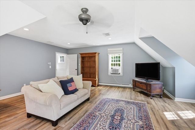 2 Blackthorne Lane, Norwell, MA 02061