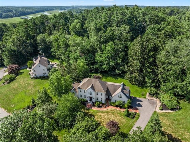 2 Blackthorne Lane, Norwell, MA 02061