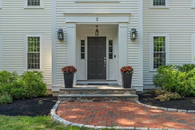 2 Blackthorne Lane, Norwell, MA 02061