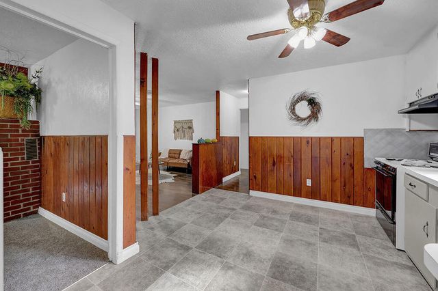 544 Lou Gray Drive, Myrtle Creek, OR 97457