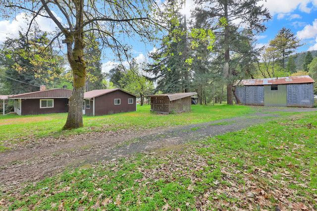 544 Lou Gray Drive, Myrtle Creek, OR 97457
