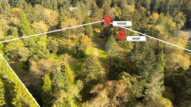 544 Lou Gray Drive, Myrtle Creek, OR 97457