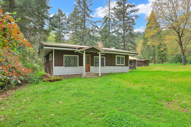 544 Lou Gray Drive, Myrtle Creek, OR 97457