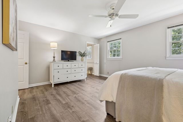 8300 Sawyer Brown Rd Apt H304, Nashville, TN 37221