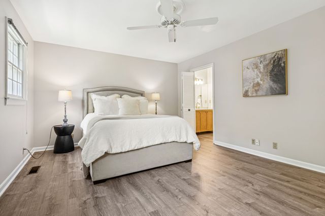 8300 Sawyer Brown Rd Apt H304, Nashville, TN 37221