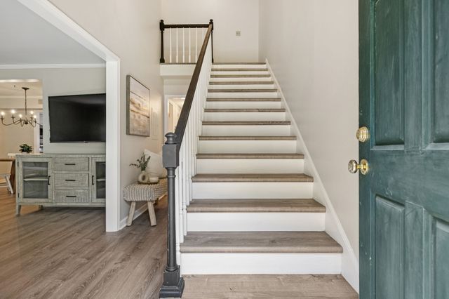 8300 Sawyer Brown Rd Apt H304, Nashville, TN 37221