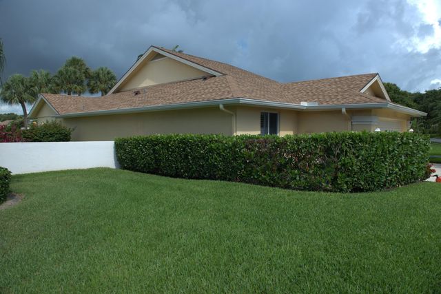 114 Beach Summit Court, Jupiter, FL 33477