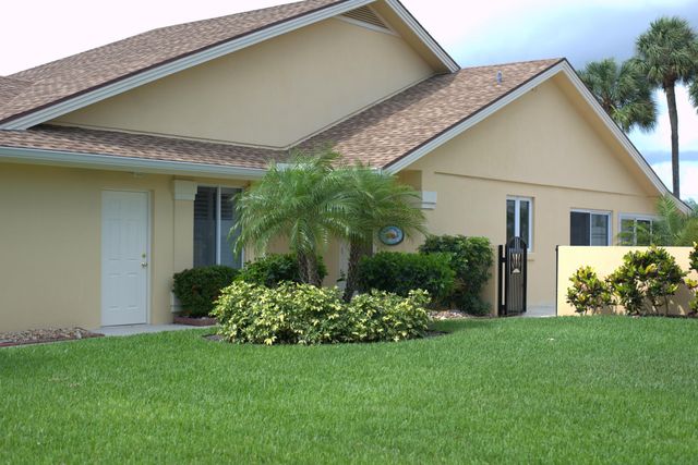 114 Beach Summit Court, Jupiter, FL 33477