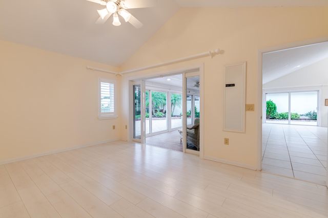 114 Beach Summit Court, Jupiter, FL 33477