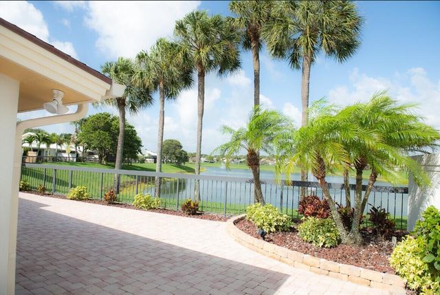 114 Beach Summit Court, Jupiter, FL 33477