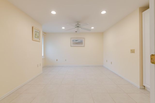 114 Beach Summit Court, Jupiter, FL 33477