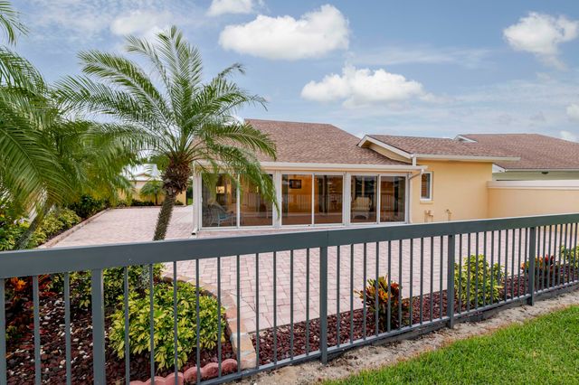 114 Beach Summit Court, Jupiter, FL 33477