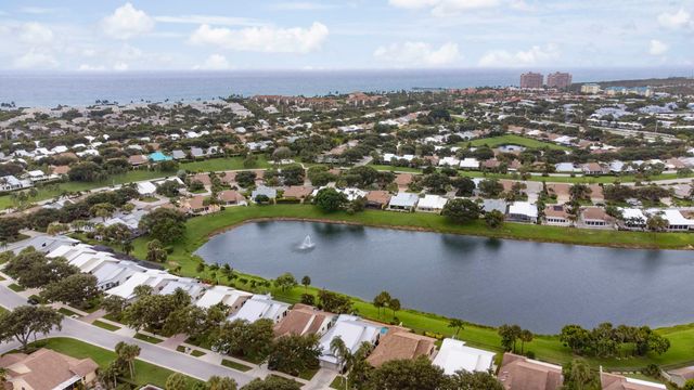 114 Beach Summit Court, Jupiter, FL 33477