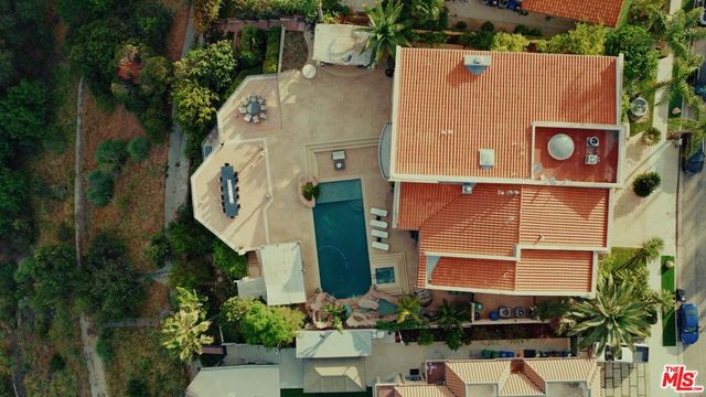 2716 Casiano Road, Los Angeles, CA 90077