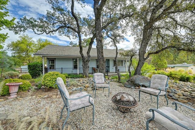 1523 Gamblers Ct, Cool, CA 95614