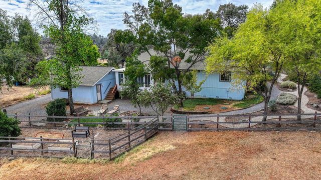 1523 Gamblers Ct, Cool, CA 95614