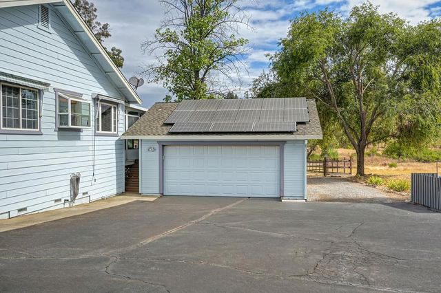 1523 Gamblers Ct, Cool, CA 95614