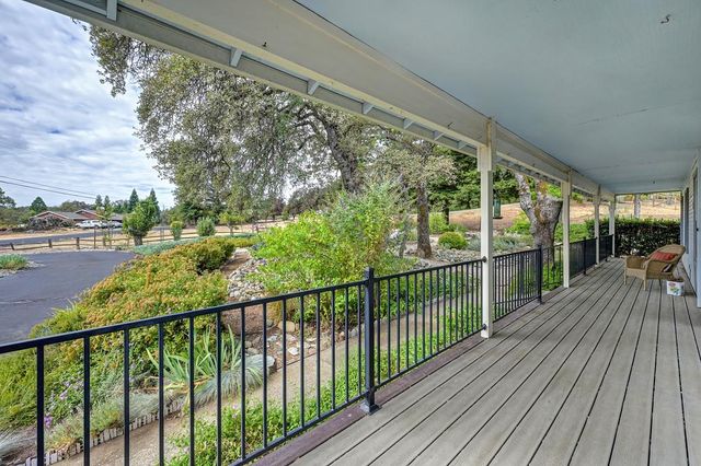 1523 Gamblers Ct, Cool, CA 95614